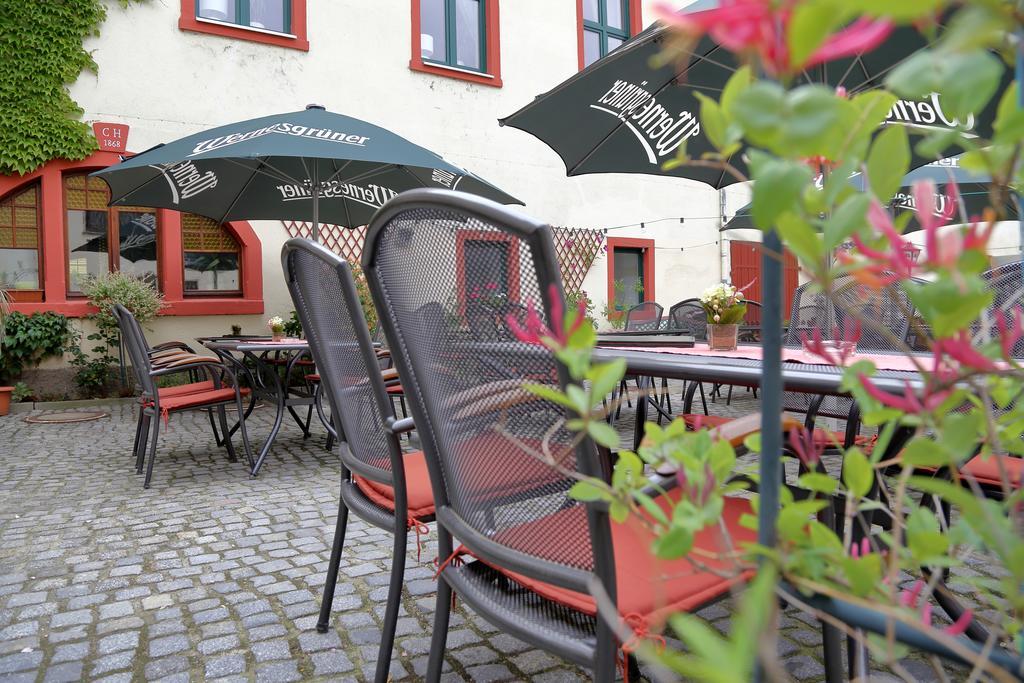 Gasthof Und Hotel Roter Hirsch Claußnitz Екстериор снимка